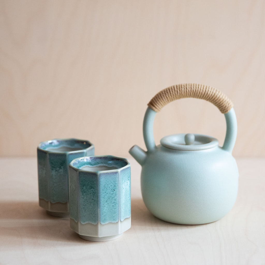 White/Aqua Glaze Cup