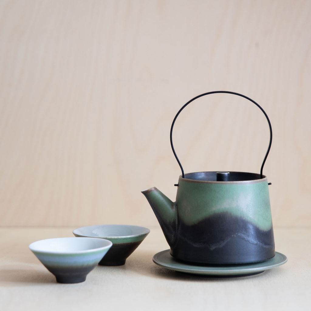 Porcelain Mountain Glaze Teapot from Jingdezhen metal handle