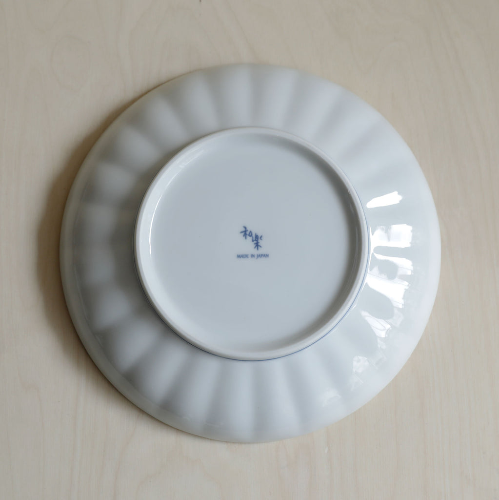 Scallop rim plate with blue Chrysanthemum flowers